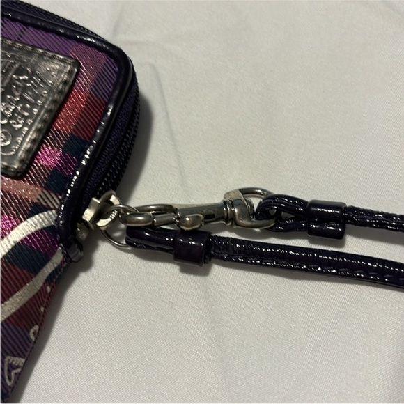 COACH Poppy Tartan purple plaid wristlet purple pink - Picture 9 of 11